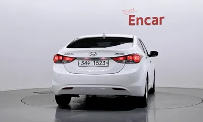 Hyundai Avante 2012, 116948 км, за 3465.93 USD