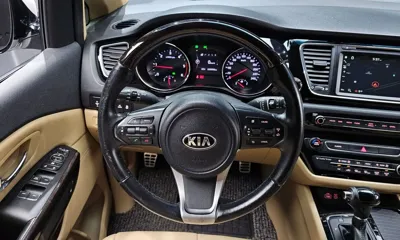 Kia Canival 2016, 150593 км, за 8143.33 USD - фото 13