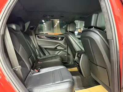 Porsche Cayenne 2021, 61000 км, за 62798.95 USD