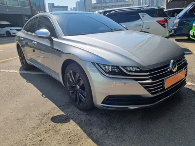 Volkswagen Arteon 2019, 86684 км, за 11324.67 USD - фото 8