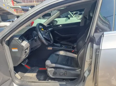 Volkswagen Arteon 2019, 86684 км, за 11324.67 USD - фото 9