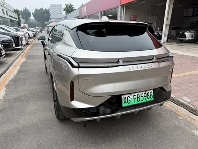 Lynk & Co 08 EM-P 2025, 25000 км, за 18216.24 USD