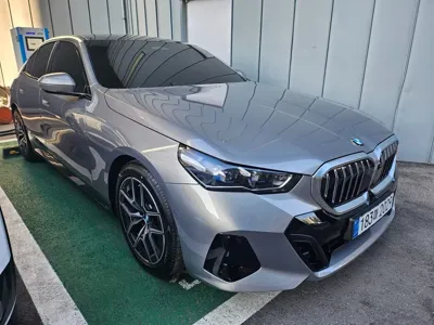 BMW 5-Series · 2026 год