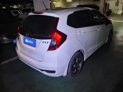 Honda Fit 2019, 95000 км, за 5560.48 USD