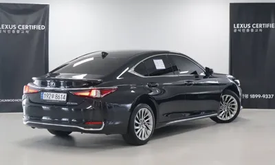 Lexus ES 2026, 8158 км, за 38754.58 USD