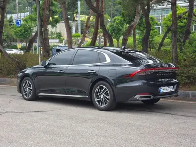 Hyundai Grandeur 2020, 25000 км, за 14236.73 USD