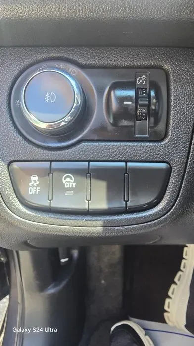 ChevroletGMDaewoo Spark 2016, 70000 км, за 3900.06 USD - фото 12
