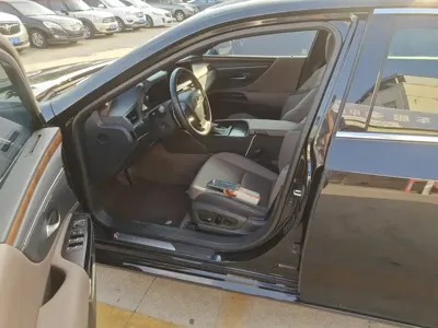 Lexus ES 2024, 24000 км, за 28891.93 USD - фото 6