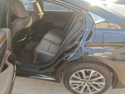 Lexus ES 2024, 24000 км, за 28891.93 USD - фото 7