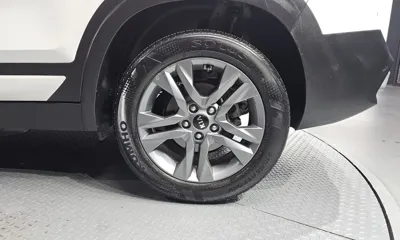 Kia Seltos 2020, 52058 км, за 10831.04 USD - фото 21