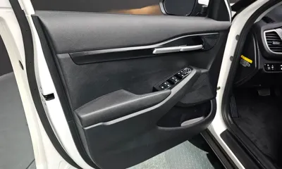 Kia Seltos 2020, 52058 км, за 10831.04 USD - фото 24