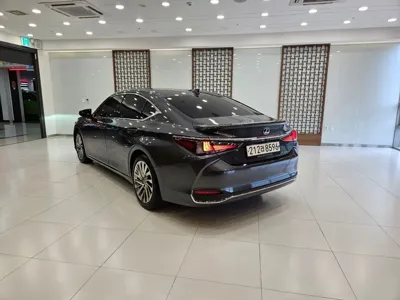 Lexus ES 2025, 48218 км, за 37416.31 USD