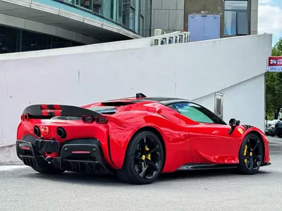 Ferrari SF90 2021, 7800 км, за 660669.94 USD