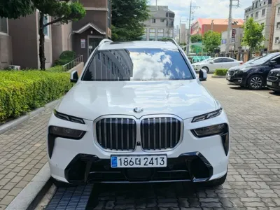 BMW X7 · 2024 год