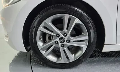 Hyundai Avante 2018, 59216 км, за 7481.14 USD
