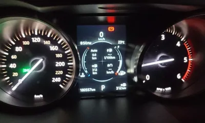 Land Rover Range Rover Evoque 2018, 180557 км, за 6435.67 USD - фото 8