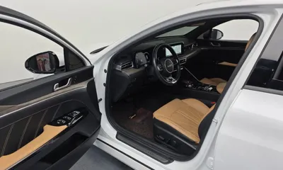 Kia K5 2023, 41238 км, за 17459.29 USD - фото 10