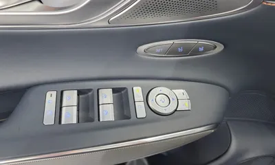 Genesis GV70 2025, 6104 км, за 46271.85 USD - фото 29