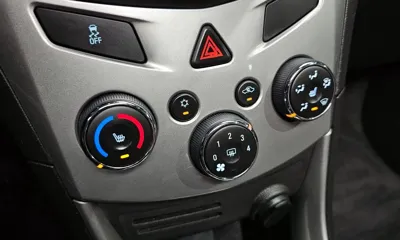 ChevroletGMDaewoo Trax 2015, 92394 км, за 3711.24 USD - фото 18