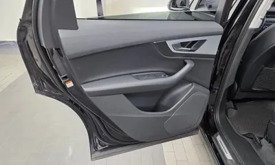 Audi Q7 2019, 126797 км, за 14911.76 USD - фото 25