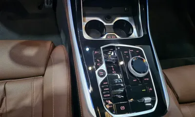 BMW X5 2026, 387 км, за 65116.86 USD - фото 9