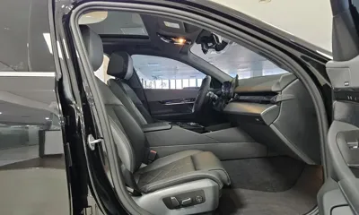 BMW 5-Series 2025, 4275 км, за 42011.29 USD - фото 20
