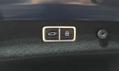 Genesis G70 2024, 18823 км, за 23631.35 USD - фото 29