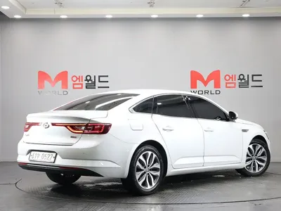 Renault-KoreaSamsung SM6 2016, 207696 км, за 2465.52 USD