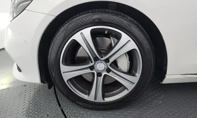 Mercedes-Benz E-Class 2017, 82905 км, за 13456.74 USD