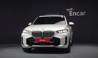 BMW X5 2025, 19040 км, за 78049.1 USD