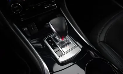 Infiniti Q30 2017, 49739 км, за 9448.3 USD - фото 9