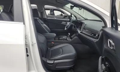 Kia Sportage 2023, 78379 км, за 13708.6 USD - фото 11