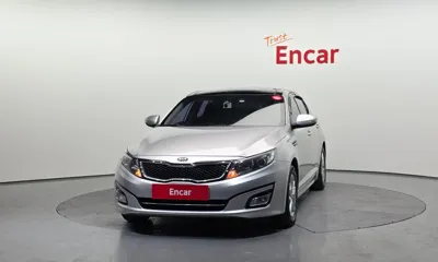 Kia K5 2014, 162219 км, за 4823.26 USD