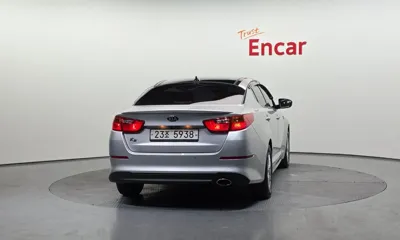 Kia K5 2014, 162219 км, за 4823.26 USD