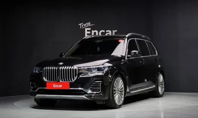 BMW X7 · 2022 год