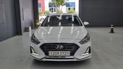 Hyundai Sonata 2019, 173565 км, за 5901.27 USD