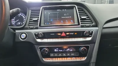 Hyundai Sonata 2019, 173565 км, за 5901.27 USD - фото 13