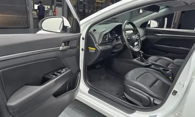 Hyundai Avante 2019, 99359 км, за 8334.96 USD - фото 10