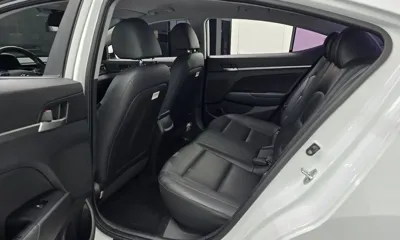 Hyundai Avante 2019, 99359 км, за 8334.96 USD - фото 12