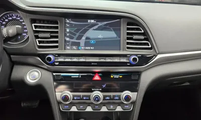 Hyundai Avante 2019, 99359 км, за 8334.96 USD - фото 14
