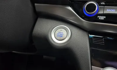 Hyundai Avante 2019, 99359 км, за 8334.96 USD - фото 18