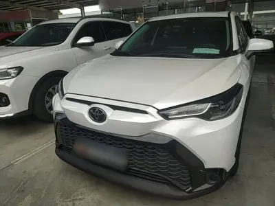 Toyota Frontlander 2023, 26500 км, за 11826.16 USD