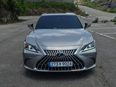 Lexus ES 2026, 8 км, за 36416.96 USD