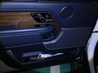 Land Rover Range Rover 2019, 49800 км, за 99968.63 USD - фото 7