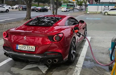 Ferrari Portofino 2023, 7500 км, за 185583.05 USD