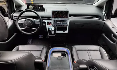 Hyundai Staria 2022, 43306 км, за 26441.06 USD - фото 7