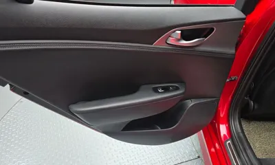 Kia Stinger 2019, 89820 км, за 10174.61 USD - фото 25