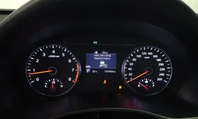 Kia K7 2019, 135493 км, за 5448.34 USD - фото 8
