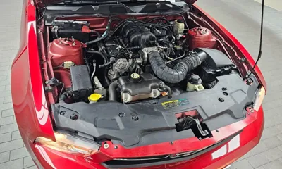 Ford Mustang 2010, 81019 км, за 10358.31 USD - фото 6