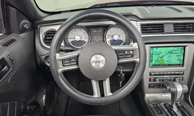Ford Mustang 2010, 81019 км, за 10358.31 USD - фото 12